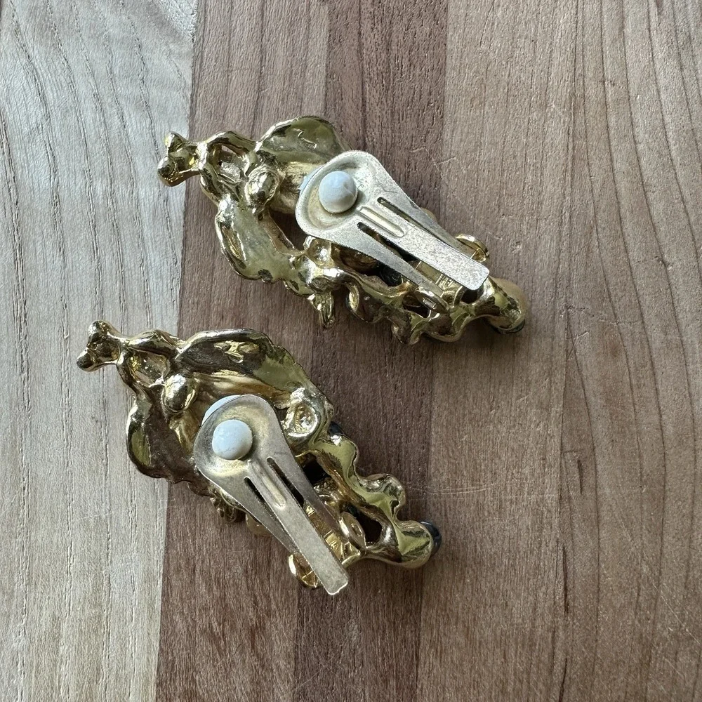 Vintage Artisan Clip Earrings 1.75 Inch Hematite Stones Grape Cluster Gold Plate